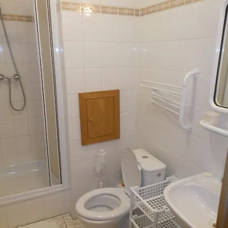 Apartman 21 *